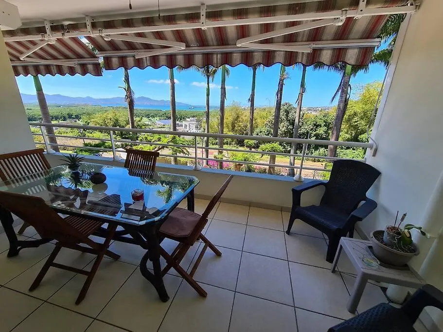 Appartamento Le Lis Vacances Et Affaire Cosy Vue Mer Le Lamentin Martinica